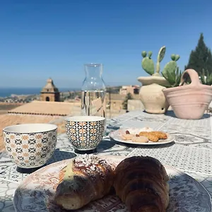 Affittacamere La Mennulara La Terrazza Del Centro Storico, Agrigento